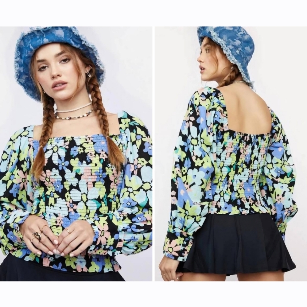 Free People Floral Smocked Blouse - Excellent Condition NWOT Size XS